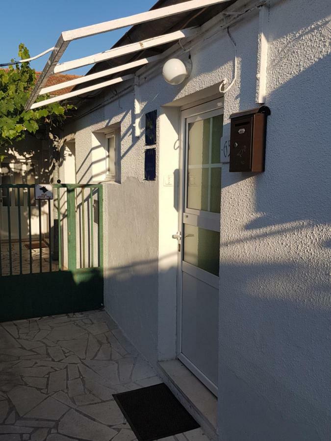 Dine Apartment Ragusa Esterno foto