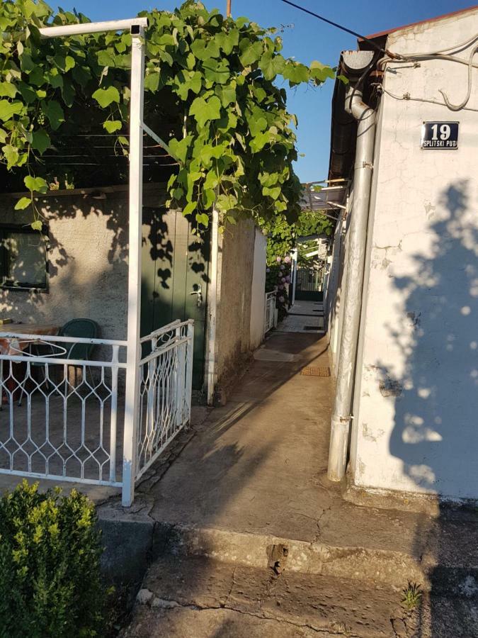 Dine Apartment Ragusa Esterno foto